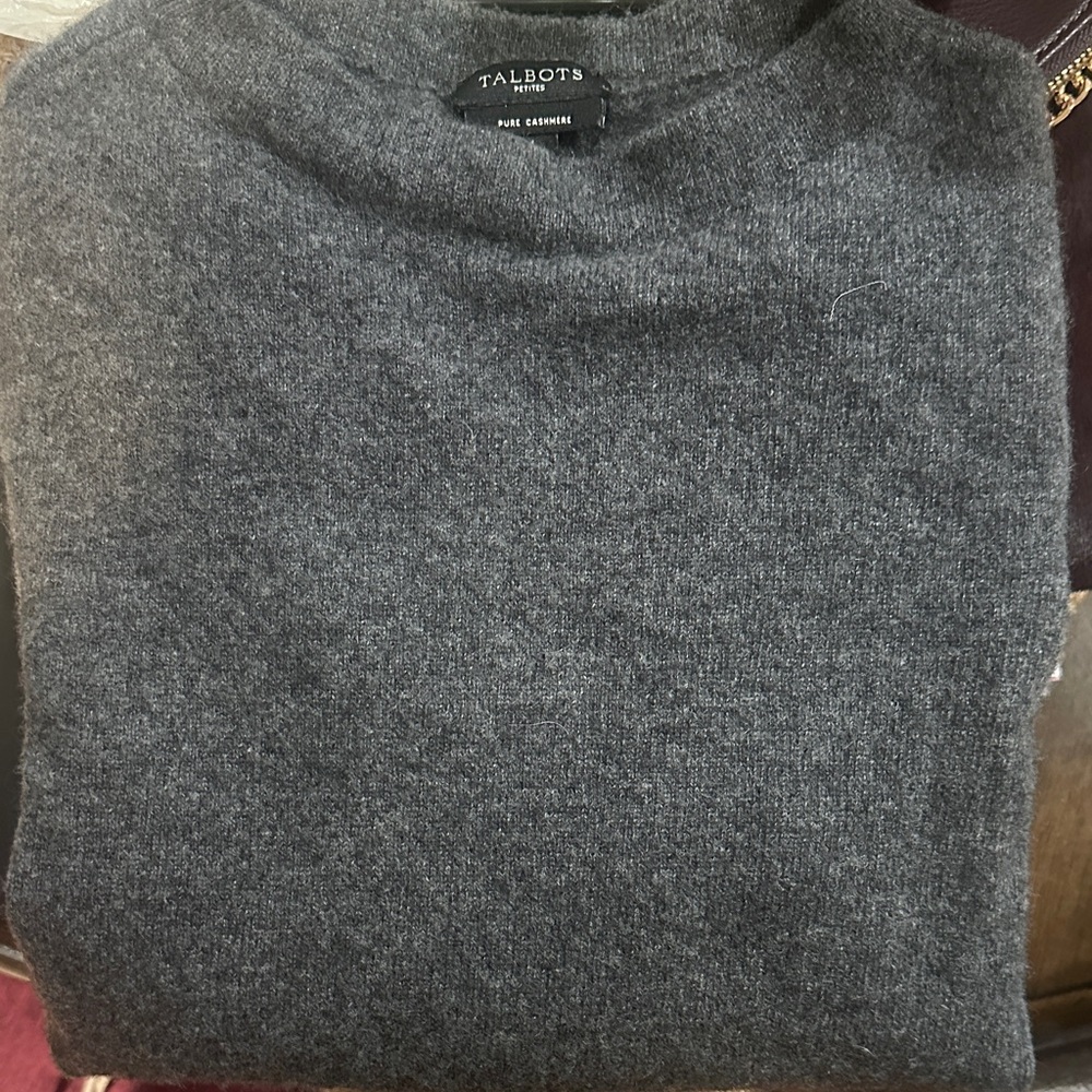 Talbots Women Charcoal Crewneck Sweater Pure Cashmere M Petite 3/4 sleeves